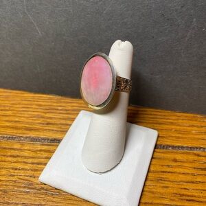 Vintage pink shell statement sterling silver  ring